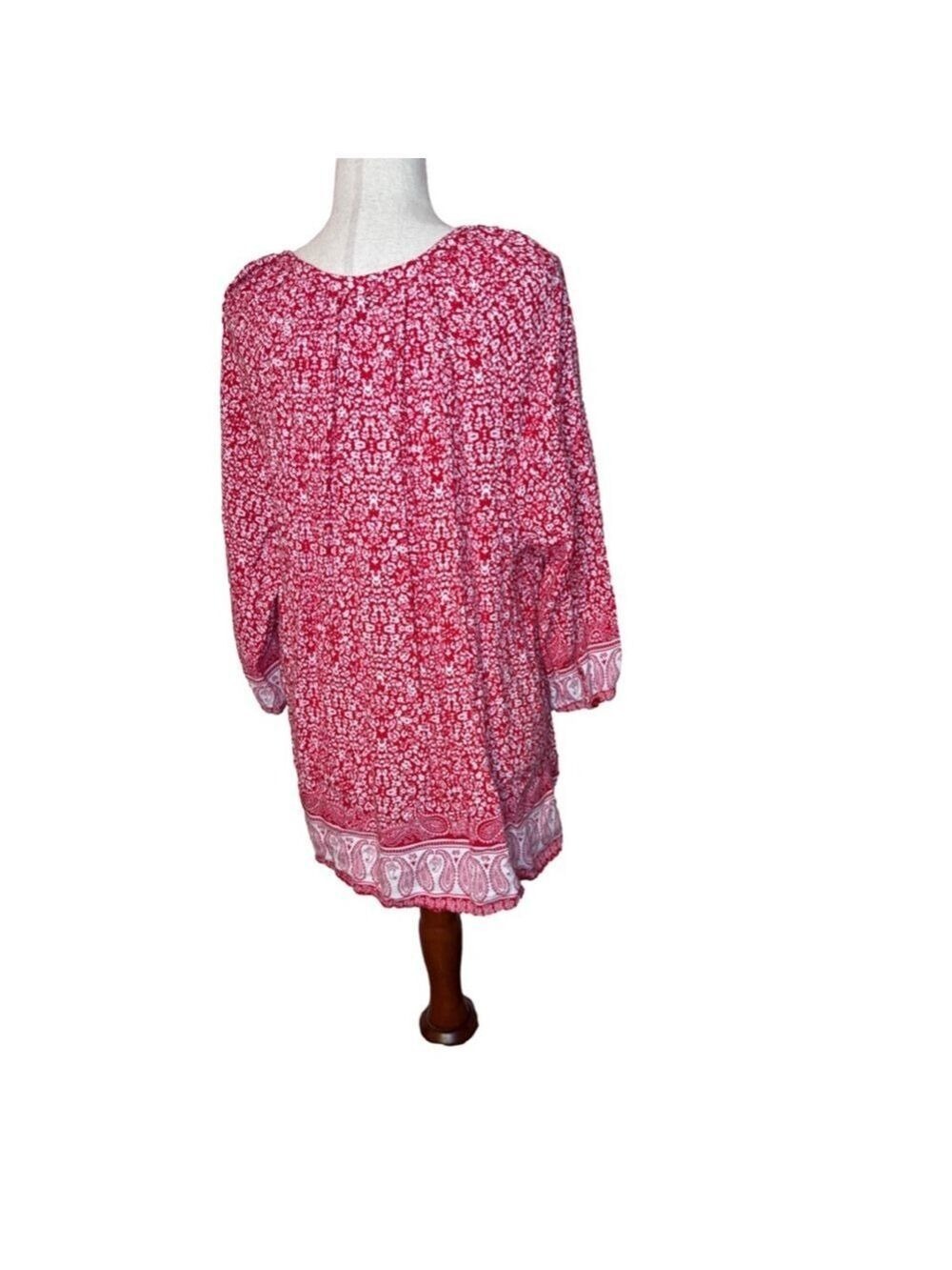Jones & Co. red shirt so 1x. 100% rayon. Long sleeve lightweight, white flowers - Picture 3 of 10